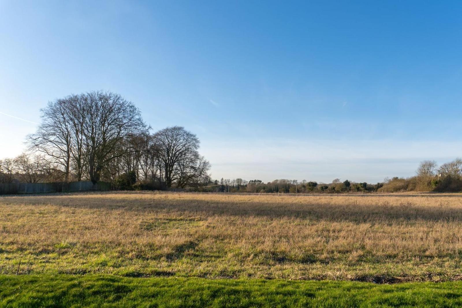The Fordham Inn Sharnbrook Exteriör bild