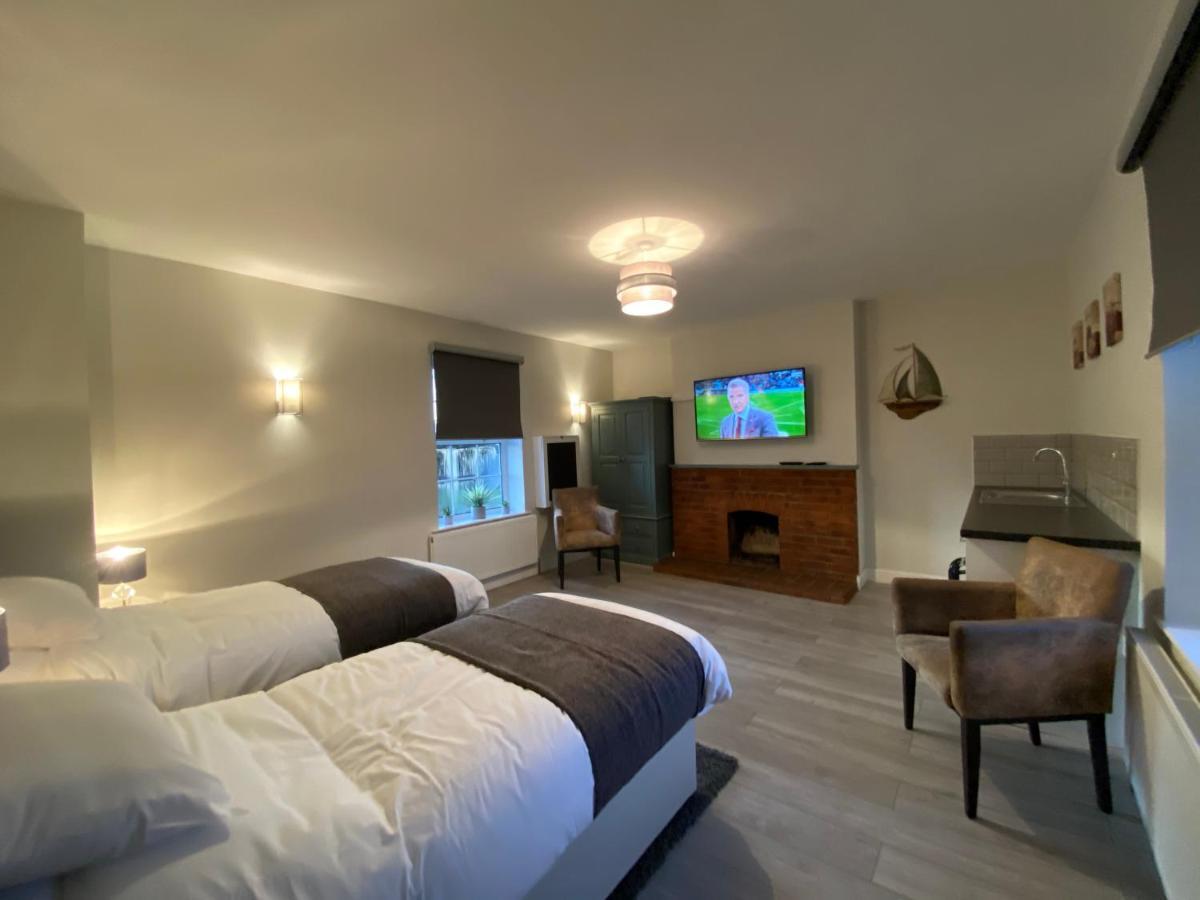 The Fordham Inn Sharnbrook Exteriör bild